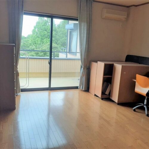 (子供部屋) (子供部屋)