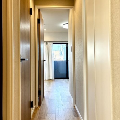 リビングに続く廊下