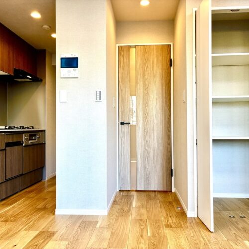 LDK にも収納スペース(キッチン)