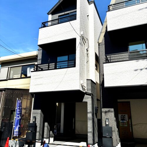 地震から家を守る制震ダンパー(外観)